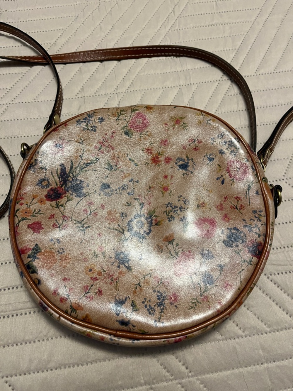 Patricia Nash leather Round Floral Crossbody Bag in Cream and Brown